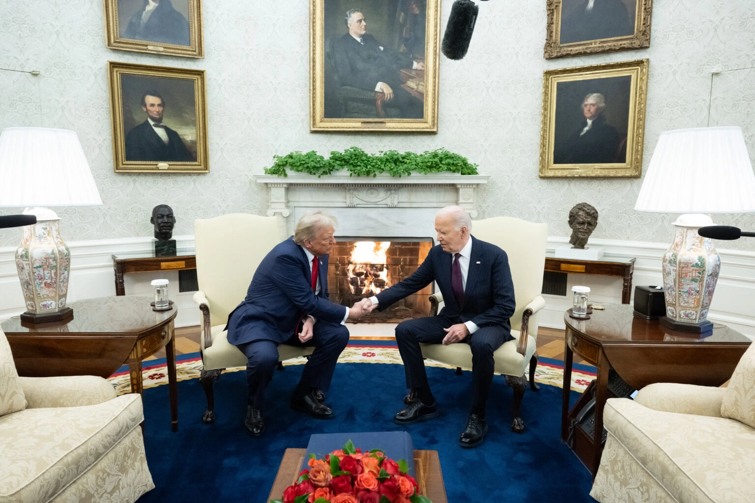 Trump angažirao državnog tužitelja da istraži Bidenovu administraciju